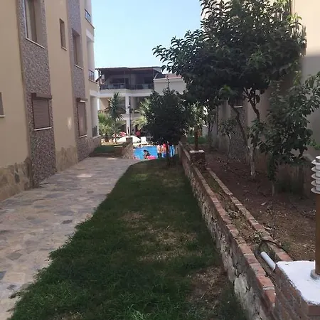 In Gumusevler 2 Daire Didim